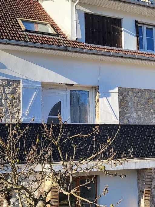 Le Repozoir, Une Halte Entre Paris Et Disneyland Exterior foto